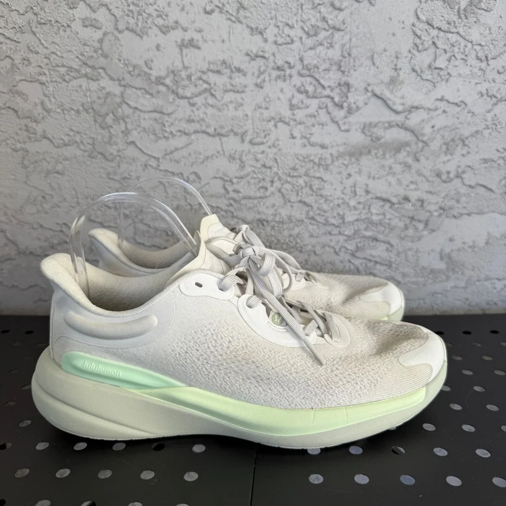 Lululemon Chargefeel Low 2 Workout Shoes Womens 9 US 41 EU Green Sneakers Active